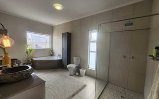 3 Bedroom House For Sale in Sunbay, Henties Bay