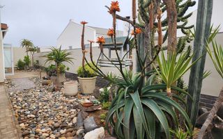 3 Bedroom House For Sale in Sunbay, Henties Bay
