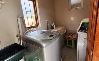 4 Bedroom House For Sale in Henties Bay Central, Henties Bay