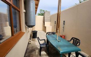 4 Bedroom House For Sale in Henties Bay Central, Henties Bay