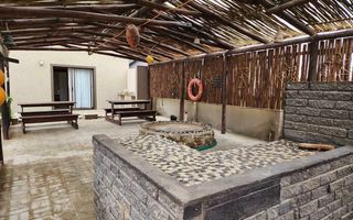 8 Bedroom House For Sale in Henties Bay Central, Henties Bay