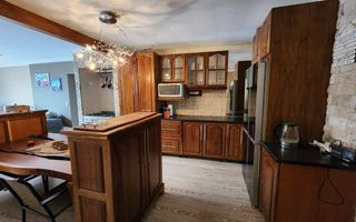 8 Bedroom House For Sale in Henties Bay Central, Henties Bay