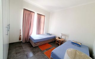 3 Bedroom House For Sale in Henties Bay Central