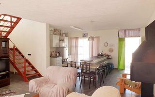 3 Bedroom House For Sale in Henties Bay Central