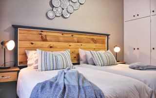 14 Bedroom Apartment/Penthouse For Sale in Henties Bay Centr...