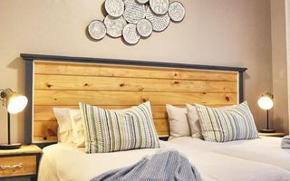 14 Bedroom Apartment/Penthouse For Sale in Henties Bay Centr...