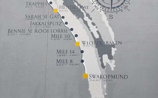 14 Bedroom Apartment/Penthouse For Sale in Henties Bay Centr...