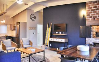 14 Bedroom Apartment/Penthouse For Sale in Henties Bay Centr...