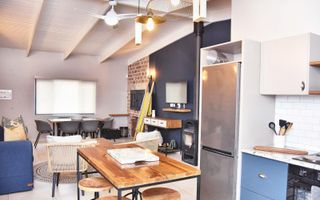 14 Bedroom Apartment/Penthouse For Sale in Henties Bay Centr...