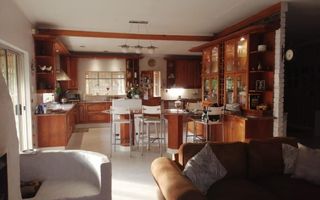 4 Bedroom House For Sale in Olympia, Windhoek