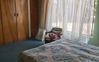 2 Bedroom House For Sale in Henties Bay Central