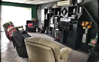 5 Bedroom House For Sale in Grootfontein