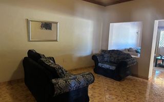 6 Bedroom House For Sale in Oshakati