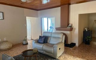 6 Bedroom House For Sale in Oshakati