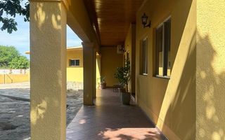 6 Bedroom House For Sale in Oshakati