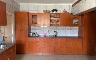 6 Bedroom House For Sale in Oshakati