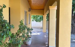 6 Bedroom House For Sale in Oshakati