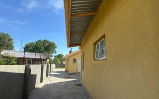 6 Bedroom House For Sale in Oshakati