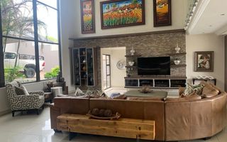 5 Bedroom House For Sale in Ludwigsdorf