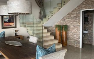 5 Bedroom House For Sale in Ludwigsdorf