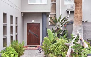 4 Bedroom House For Sale in Vogelstrand, Swakopmund