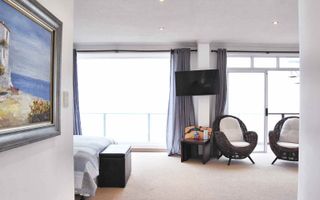 4 Bedroom House For Sale in Vogelstrand, Swakopmund