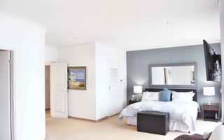 4 Bedroom House For Sale in Vogelstrand, Swakopmund