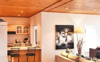 4 Bedroom House For Sale in Vogelstrand, Swakopmund