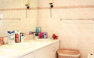 4 Bedroom House For Sale in Vogelstrand, Swakopmund