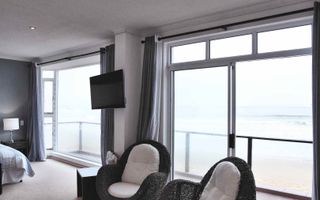 4 Bedroom House For Sale in Vogelstrand, Swakopmund