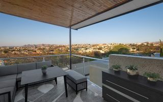 4 Bedroom House For Sale in Hochlandpark