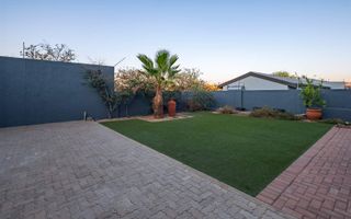 4 Bedroom House For Sale in Hochlandpark