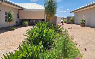 3 Bedroom Farm For Sale in Hochfeld