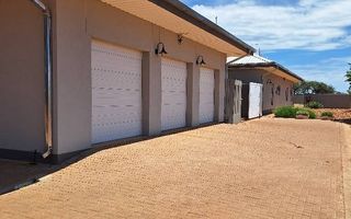 3 Bedroom Farm For Sale in Hochfeld