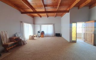3 Bedroom House For Sale in Henties Bay Central, Henties Bay