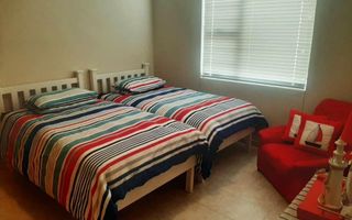 3 Bedroom House For Sale in Henties Bay Central