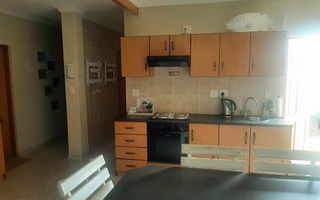 3 Bedroom House For Sale in Henties Bay Central