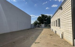 Industrial For Sale in Prosperita, Windhoek