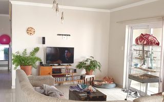 2 Bedroom House For Sale in Sunbay