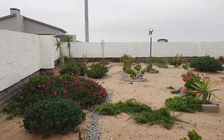 2 Bedroom House For Sale in Sunbay