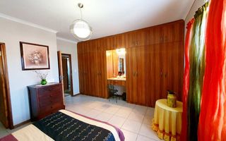 3 Bedroom House For Sale in Henties Bay Central