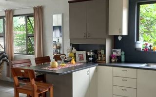 8 Bedroom House For Sale in Vogelstrand