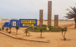 House For Sale in Henties Bay Central