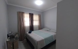 2 Bedroom House For Sale in Osona Village