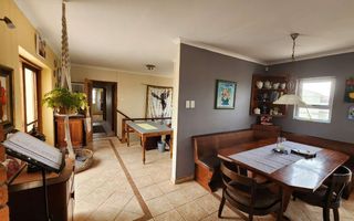 3 Bedroom House For Sale in Henties Bay Central, Henties Bay