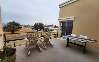 3 Bedroom House For Sale in Henties Bay Central, Henties Bay