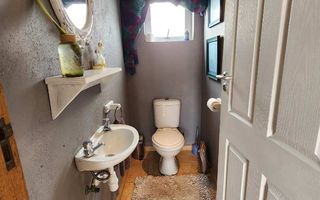 3 Bedroom House For Sale in Henties Bay Central, Henties Bay
