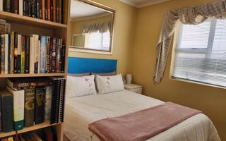 3 Bedroom House For Sale in Henties Bay Central, Henties Bay