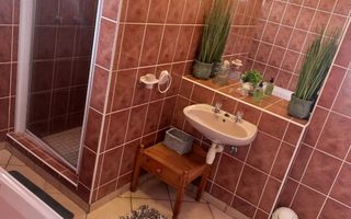 5 Bedroom House For Sale in Noord Duin