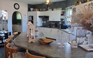 5 Bedroom House For Sale in Noord Duin